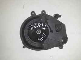 Volkswagen PASSAT B5 Ventola riscaldamento/ventilatore abitacolo 