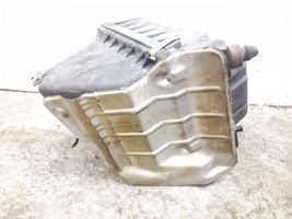 Volkswagen PASSAT B5 Air filter box 