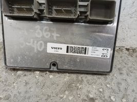 Volvo S40 Calculateur moteur ECU 30743371