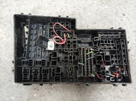 Volvo S40 Module de fusibles 8688040