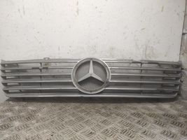 Mercedes-Benz Sprinter W901 W902 W903 W904 Maskownica / Grill / Atrapa górna chłodnicy 9018880123