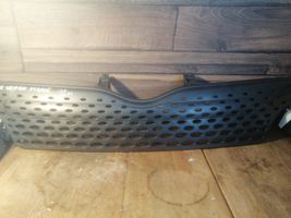 Toyota Yaris Grille calandre supérieure de pare-chocs avant 