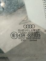 Audi A8 S8 D2 4D Vitre de fenêtre porte arrière 