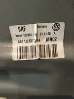 Volkswagen Golf IV Priekinio el. Lango pakėlimo mechanizmo komplektas 1J3837730AA