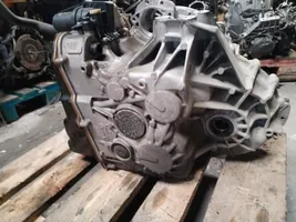 Mercedes-Benz A W176 Mechaninė 5 pavarų dėžė 724003