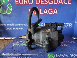 Renault Clio III Pompe d'injection de carburant à haute pression r9042a041a