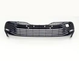 Toyota Camry VIII XV70  Maskownica / Grill / Atrapa górna chłodnicy 53102-33170