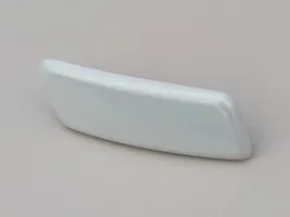 Infiniti Q60 Soporte de boquilla de lavafaros 