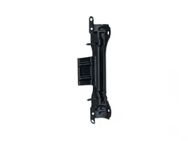 Subaru Trezia Support de radiateur sur cadre face avant 