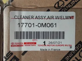 Toyota Yaris Tapa de la caja del filtro de aire 17701-0M061