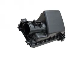 Toyota Yaris XP210 Tapa de la caja del filtro de aire 17735-K0060