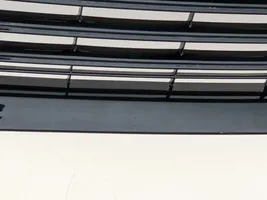 Toyota Camry VIII XV70  Griglia superiore del radiatore paraurti anteriore 