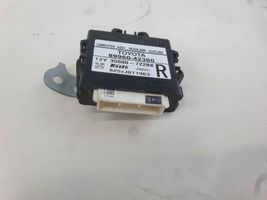 Toyota RAV 4 (XA40) Modulo luce LCM 8996042360