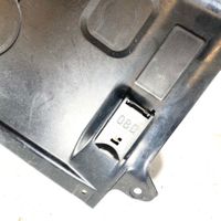 BMW 3 E46 Verkleidung Armaturenbrett Cockpit unten 8146958