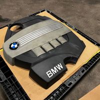 BMW 1 E82 E88 Крышка двигателя (отделка) 11147797410