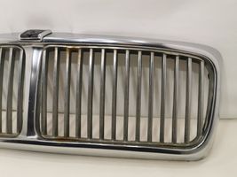 Jaguar XJ X40 Atrapa chłodnicy / Grill 