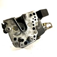 BMW 3 E36 Etuoven lukko 8122418