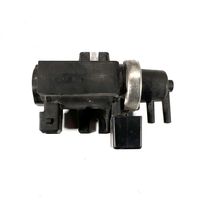 BMW 3 E46 Vacuum valve 2247906