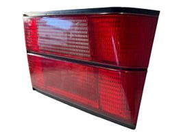 BMW 5 E34 Lampy tylnej klapy bagażnika 63211384011