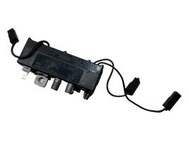 BMW 3 E36 Aerial antenna amplifier 65241387751