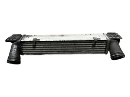 BMW 3 E90 E91 Starpdzesētāja radiators 3093796