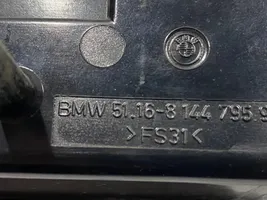 BMW 3 E36 Auton tuhkakuppi 8144795