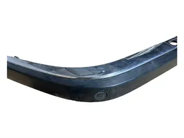 BMW 7 E38 Modanatura separatore del paraurti anteriore 8125310