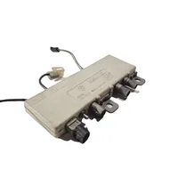 BMW 5 E39 Antenna control unit 8378090