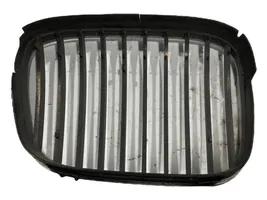 BMW 5 E39 Front grill 2497261