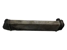 BMW 3 E46 Chłodnica powietrza doładowującego / Intercooler 2246795