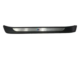 BMW 3 E90 E91 Listwa progowa przednia 7907153
