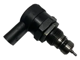 BMW 5 E60 E61 Sensor de presión de combustible 0281002481