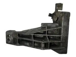 BMW 5 E39 Engine mounting bracket 1745741