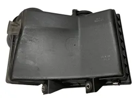 BMW 5 E34 Boîtier de filtre à air 1736138