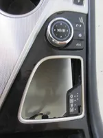 Infiniti Q50 Console centrale 