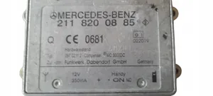 Mercedes-Benz E W211 Pystyantennivahvistin A2118200885