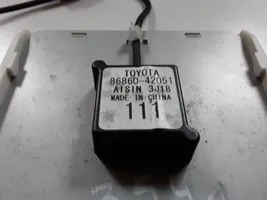 Toyota RAV 4 (XA40) GPS-pystyantenni 8686042051