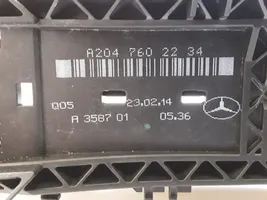 Mercedes-Benz CLA C117 X117 W117 Etuoven ulkokahvan kehys A2047602234