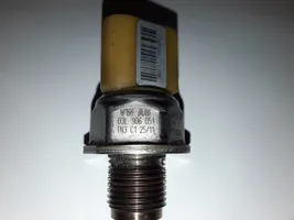 Volkswagen Tiguan Fuel pressure sensor 03L906051