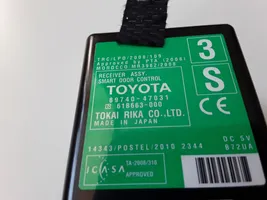 Toyota Prius (XW30) Oven keskuslukituksen ohjausyksikön moduuli 8974047031