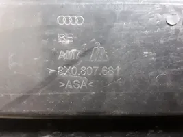 Audi A1 Priešrūkinio žibinto apdaila/ grotelės 8X0807681