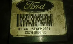 Ford Mondeo Mk III Aušinimo skysčio radiatorius XS7H8005ED