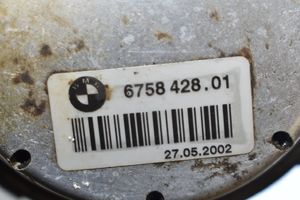 BMW X5 E53 Moottorin kiinnikekorvake 6758428