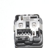 BMW 5 E39 Interrupteur de verrouillage centralisé 8360828