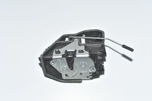 BMW 3 F30 F35 F31 Etuoven lukko 7229459