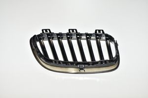 BMW 2 F22 F23 Grille calandre supérieure de pare-chocs avant 51712336815