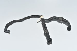 BMW 7 G11 G12 Tuyau d'alimentation conduite de carburant 8571673