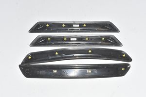 BMW 2 F46 Garniture de protection de seuil intérieur 51477263315