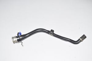 BMW 2 F46 Tuyau de remplissage de réservoir de carburant 7300504