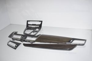 BMW 2 F46 Panneau de garniture tableau de bord 51169287611